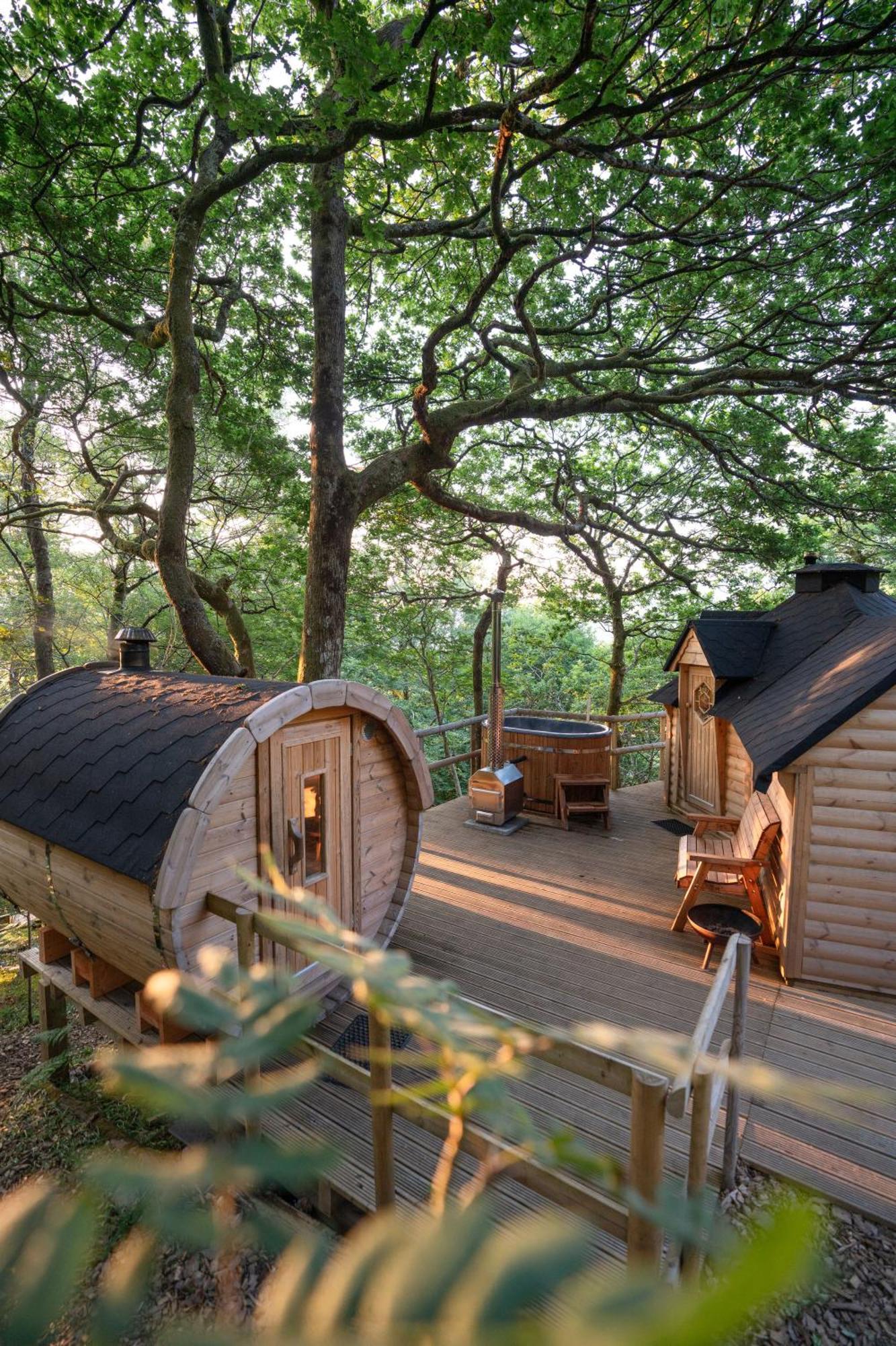 Chestnut Tree House With Hot Tub & Sauna Бармут Экстерьер фото